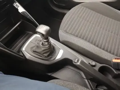 Photo 27 Peugeot 208  PureTech 100 S&S BVM6