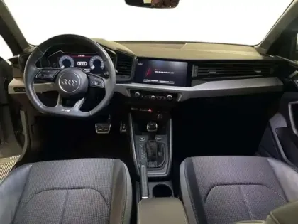 Photo 7 Audi A1 30 TFSI 110 ch S tronic 7 S line