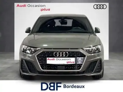 Photo 6 Audi A1 30 TFSI 110 ch S tronic 7 S line
