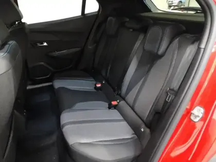 Photo 11 Peugeot 2008  1.2 PureTech 100ch S&S Allure