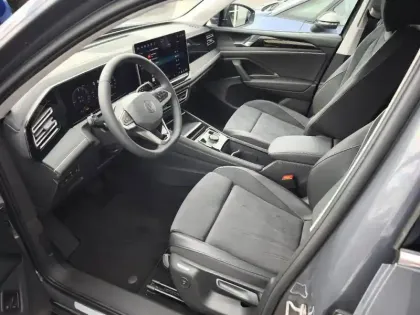 Photo 8 Volkswagen Tiguan  1.5 eHybrid 204ch Elegance DSG6