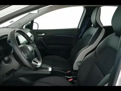 Photo 8 Renault Captur  1.6 E-Tech hybride 145ch Techno Fast Track