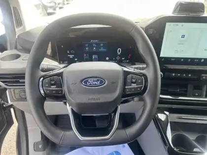 Photo 14 Ford Custom Transit  Fg 320 L2H1 2.5 Duratec 232ch Hybride rechargeable Sport CVT