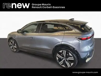 Photo 7 Renault Megane  E-Tech Electric EV60 220ch Iconic super charge