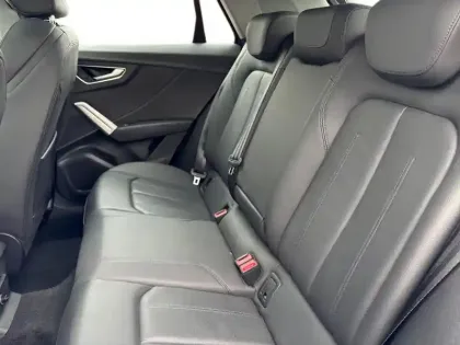Photo 7 Audi Q2  35 TFSI 150ch Design Luxe