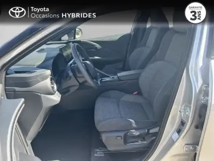 Photo 10 Toyota C-HR  2.0 Hybride Rechargeable 225ch Graphic MY26