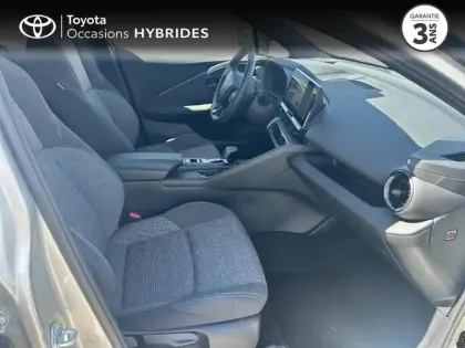 Photo 5 Toyota C-HR  2.0 Hybride Rechargeable 225ch Graphic MY26
