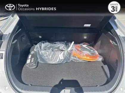 Photo 9 Toyota C-HR  2.0 Hybride Rechargeable 225ch Graphic MY26