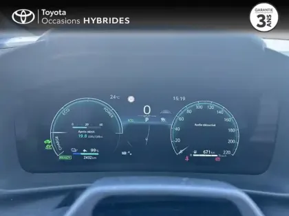 Photo 13 Toyota C-HR  2.0 Hybride Rechargeable 225ch Graphic MY26