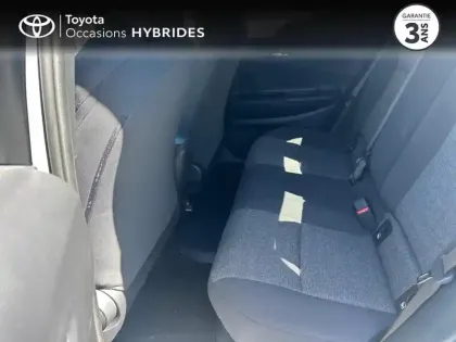 Photo 11 Toyota C-HR  2.0 Hybride Rechargeable 225ch Graphic MY26