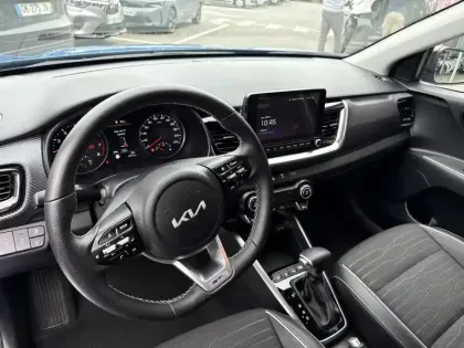 Photo 9 Kia Stonic  1.0 T-GDi 120ch MHEV GT Line Premium DCT7