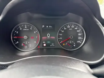 Photo 13 Kia Stonic  1.0 T-GDi 120ch MHEV GT Line Premium DCT7