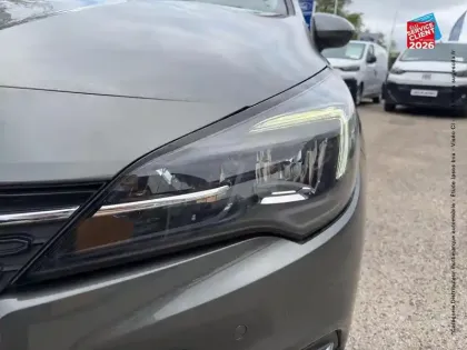 Photo 12 Opel Astra  1.2 Turbo 110ch Edition 6cv