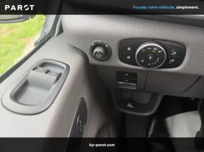Photo 25 Ford Transit Fourgon Fg T310 L2H2 2.0 EcoBlue 130ch BVA8 Trend