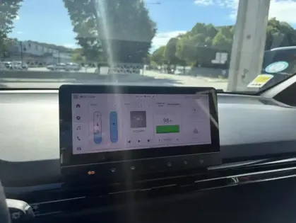 Photo 16 Mg Mg4 STANDARD - 51 KWH