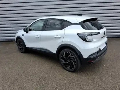 Photo 6 Renault Captur Nouveau E-Tech full hybrid 160 ch esprit Alpine