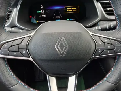 Photo 19 Renault Captur Nouveau E-Tech full hybrid 160 ch esprit Alpine
