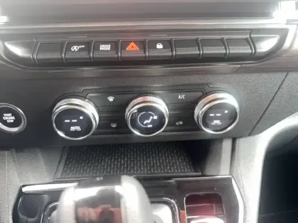 Photo 24 Renault Kangoo  Blue dCi 115 auto