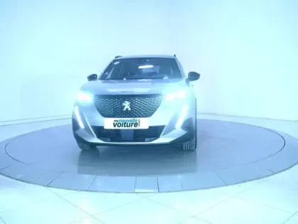 Photo 22 Peugeot 2008  PureTech 130 S&S BVM6