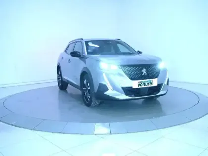 Photo 23 Peugeot 2008  PureTech 130 S&S BVM6