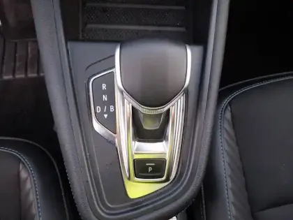 Photo 12 Renault Symbioz  E-Tech full hybrid 145