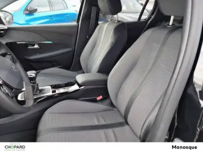 Photo 27 Peugeot 208  PureTech 100 S&S BVM6