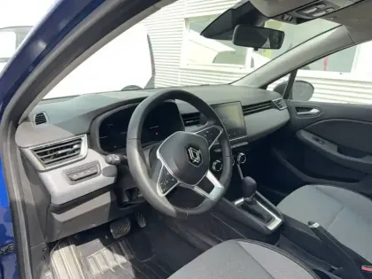 Photo 5 Renault Clio  E-Tech full hybrid 145