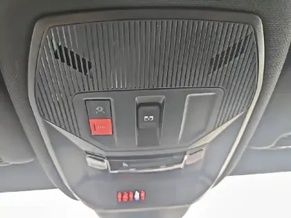 Photo 27 Peugeot 408  PHEV 225 e-EAT8
