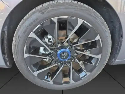 Photo 8 Renault Clio  1.6 E-Tech 145ch full hybrid esprit Alpine