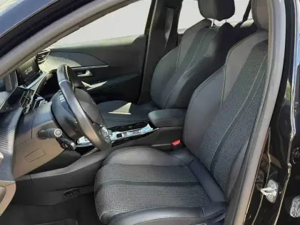 Photo 10 Peugeot 208  e- 136ch GT Pack