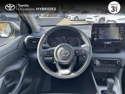 Photo 8 Toyota Yaris  116h Dynamic 5p MY22
