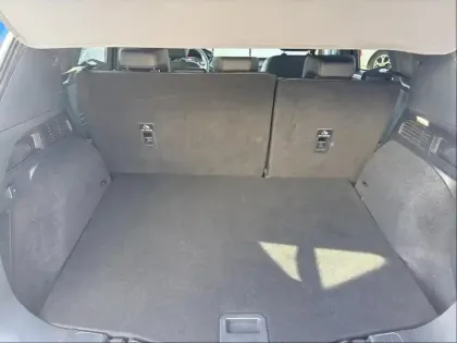 Photo 12 Ford Kuga  2.5 Duratec 180ch Hybrid FlexiFuel ST-Line X Powershift
