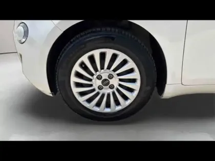 Photo 9 Fiat 500  e 95ch MY23