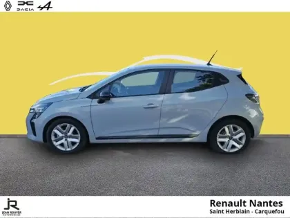 Photo 7 Renault Clio  1.6 E-Tech 145ch full hybrid Evolution - 24