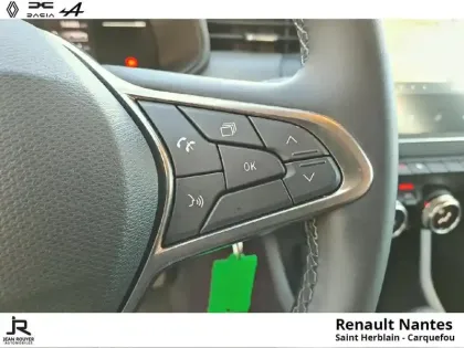 Photo 13 Renault Clio  1.6 E-Tech 145ch full hybrid Evolution - 24