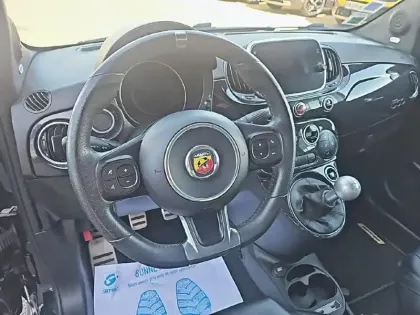 Photo 12 Abarth 500  1.4 Turbo T-Jet 165ch 595 Scorpioneoro