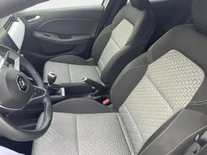 Photo 14 Renault Clio  1.5 Blue dCi 100ch Evolution