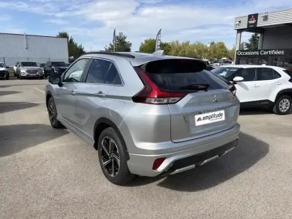 Photo 7 Mitsubishi Eclipse  Cross 2.4 MIVEC PHEV 188ch Instyle 4WD