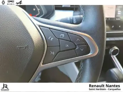 Photo 13 Renault Clio  1.6 E-Tech hybride 140ch Intens - Pack city