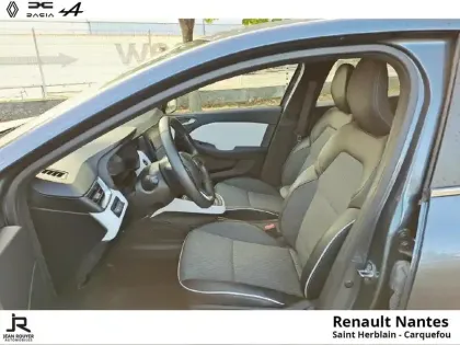 Photo 10 Renault Clio  1.6 E-Tech hybride 140ch Intens - Pack city