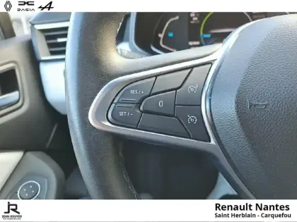 Photo 12 Renault Clio  1.6 E-Tech hybride 140ch Intens - Pack city
