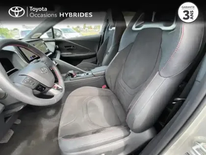 Photo 10 Toyota C-HR  2.0 Hybride 200ch GR Sport Premiere AWD-i NG23