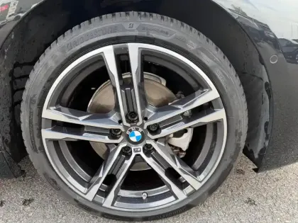 Photo 6 BMW Serie 1 Série 1 118dA 150ch M Sport