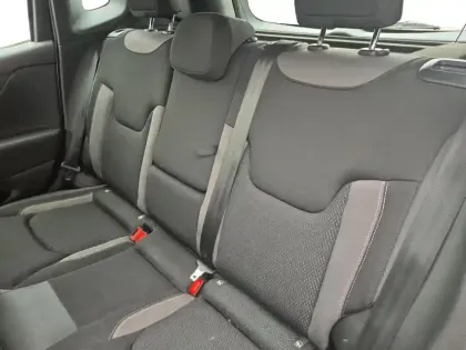 Photo 13 Jeep Renegade  1.3 Turbo T4 190ch PHEV 4xe Limited BVA6 eAWD
