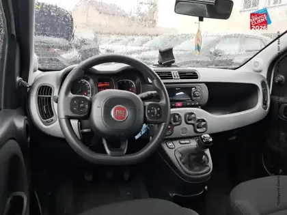 Photo 14 Fiat Panda  1.0 70ch BSG S&S City Cross Elysia Euro6D