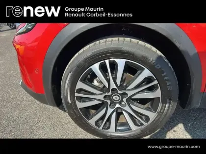 Photo 8 Renault Captur  1.6 E-Tech hybride 145ch Iconic