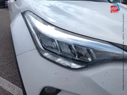 Photo 12 Toyota C-HR  1.8 Hybride 122ch Design Ultimate E-CVT