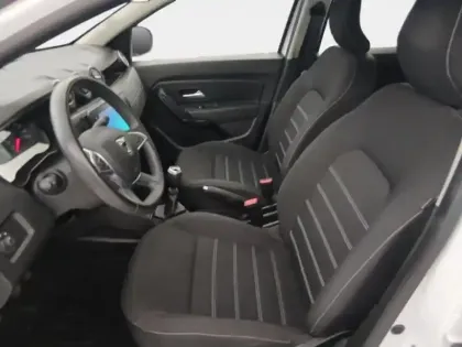 Photo 13 Dacia Duster  1.3 TCe 130ch FAP Confort  4x2