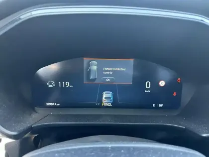 Photo 9 Ford Kuga  2.5 Duratec 180ch Hybrid FlexiFuel ST-Line X Powershift