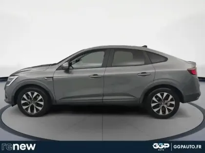 Photo 106 Renault Arkana  1.6 E-Tech 145ch Business